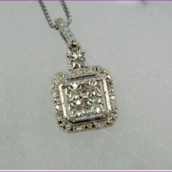 Diamond Blossom Necklace Diamonds set in Sterling Silver appx 1/20ctw - Picture 5 of 8